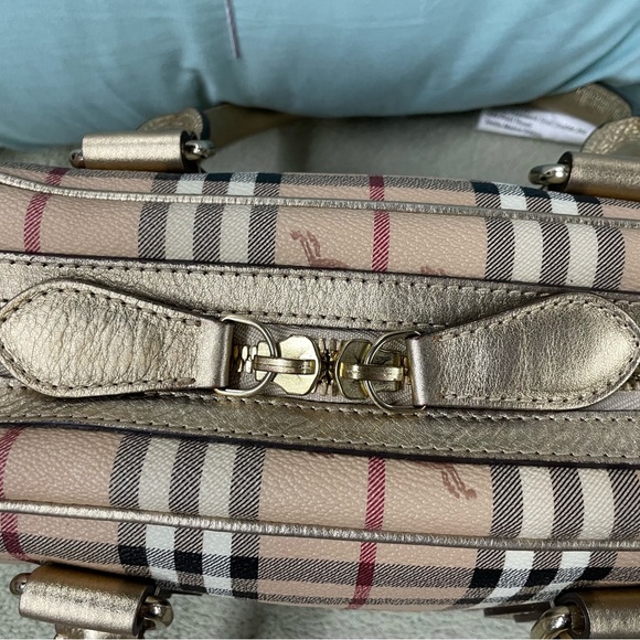 Burberry Boston 2 way crossbody Bag - Picture 3 of 16